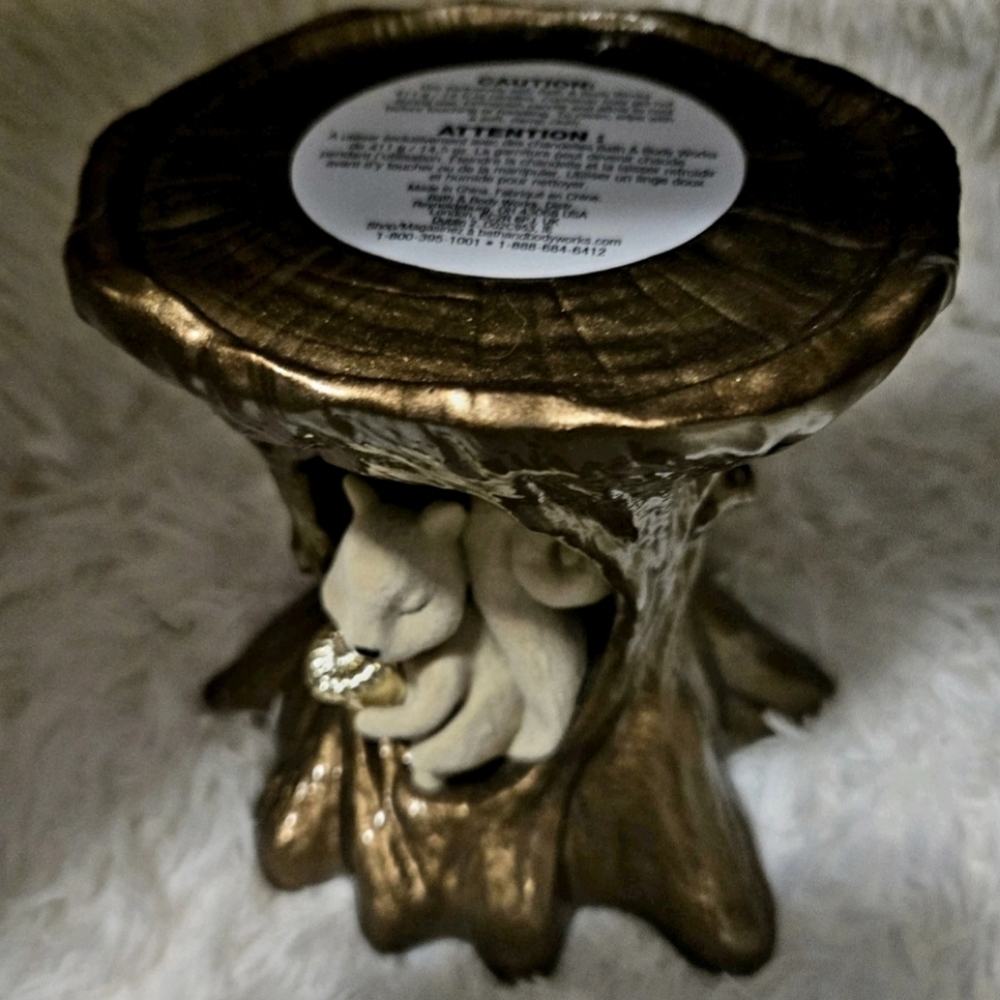 Rare  HTF  Squirrel in Tree Stump 3-Wick Candle Pedestal - Retired Fall Decor